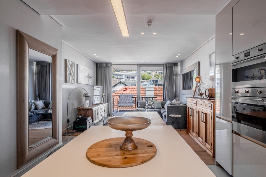 1 Bedroom Property for Sale in Green Point Western Cape